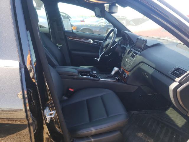 2011 MERCEDES-BENZ C 300 4MAT WDDGF8BB0BR142945