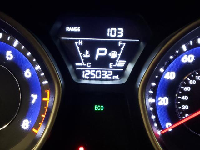 2015 HYUNDAI ELANTRA SE 5NPDH4AE6FH575503