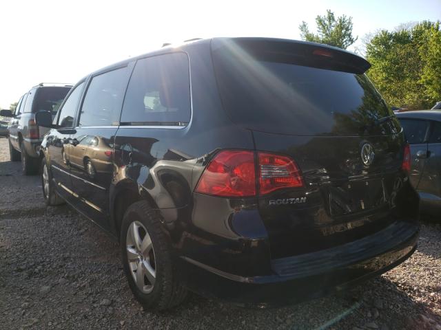 2011 VOLKSWAGEN ROUTAN SEL 2V4RW5DG3BR670540
