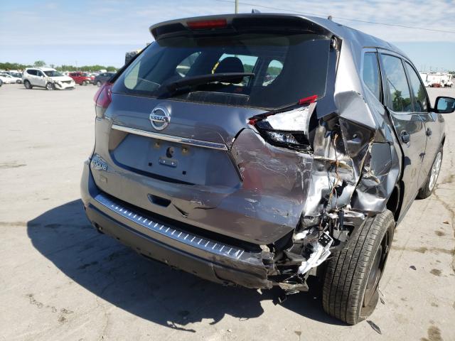 2018 NISSAN ROGUE S KNMAT2MT9JP617210