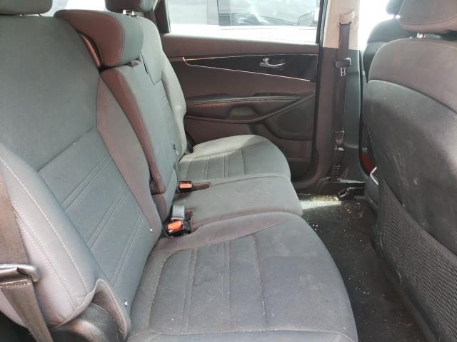 2016 KIA SORENTO LX 5XYPG4A35GG120469