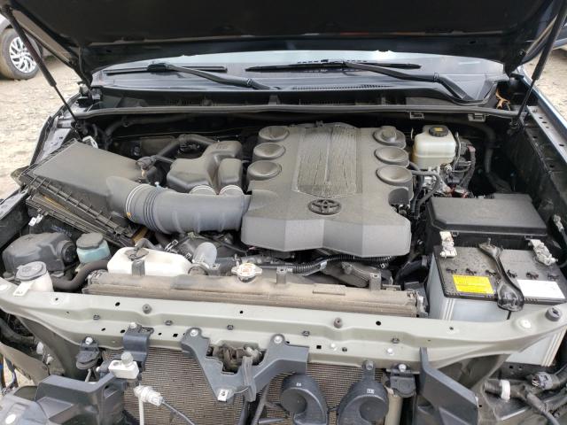 2018 TOYOTA 4RUNNER SR JTEBU5JR0J5581541