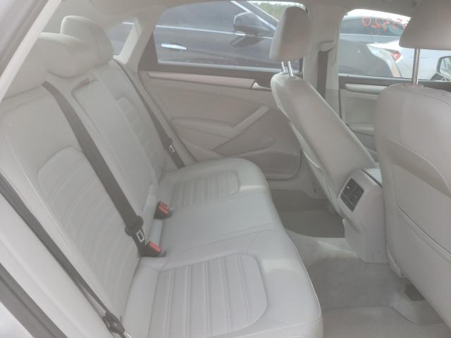 2015 VOLKSWAGEN PASSAT SE 1VWBS7A38FC018867