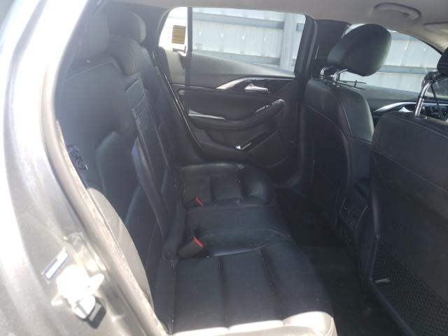 2018 INFINITI QX30 BASE SJKCH5CP2JA056316