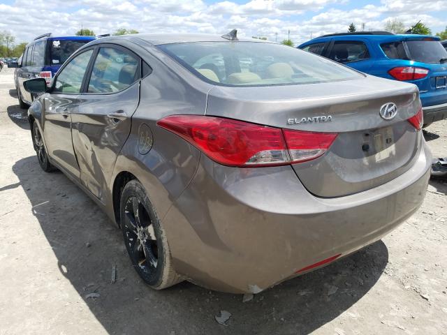 2013 HYUNDAI ELANTRA GL 5NPDH4AEXDH258255