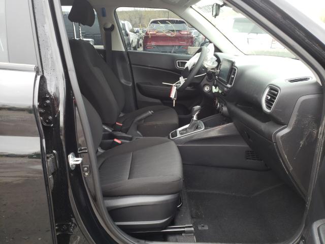 2020 HYUNDAI VENUE SE KMHRB8A39LU028574
