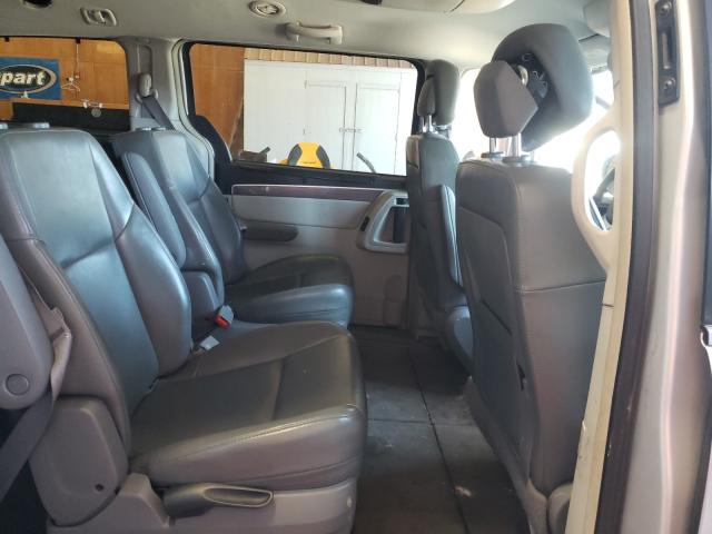 2010 VOLKSWAGEN ROUTAN SE 2V4RW3D11AR272564