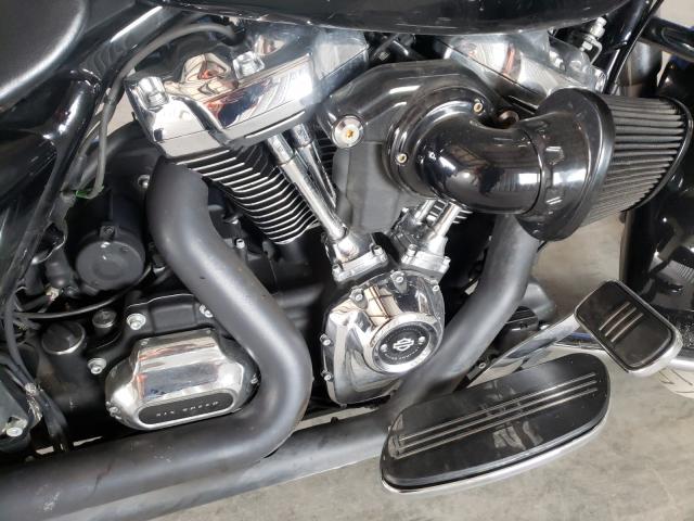 2017 HARLEY-DAVIDSON FLTRXS ROA 1HD1KTC11HB604143