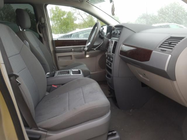 2010 CHRYSLER TOWN & COU 2A4RR5D12AR442616
