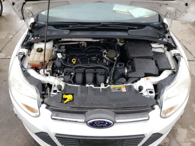 2014 FORD FOCUS SE 1FADP3K20EL130045