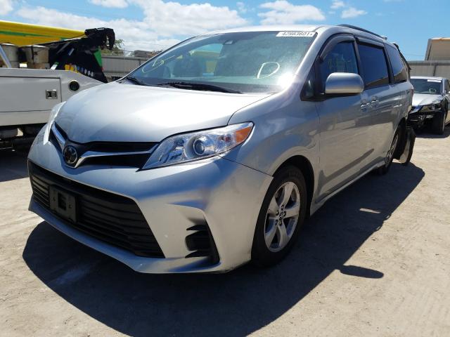 2019 TOYOTA SIENNA LE 5TDKZ3DC2KS985423