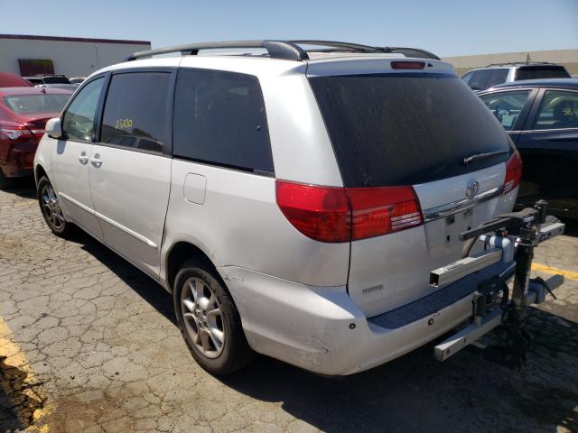 Toyota Sienna 2005 3 3