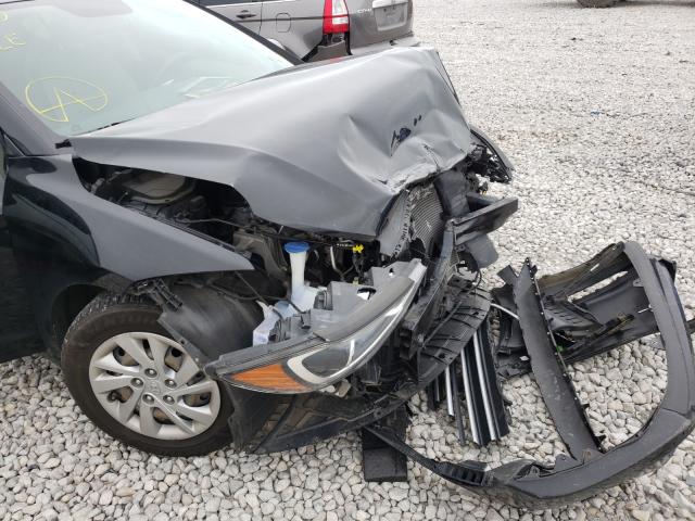 2017 HYUNDAI ELANTRA SE KMHD74LF2HU176388