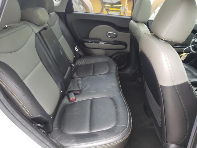 2016 KIA SOUL + KNDJP3A54G7872839