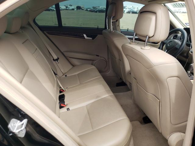 2013 MERCEDES-BENZ C 250 WDDGF4HB5DR270357