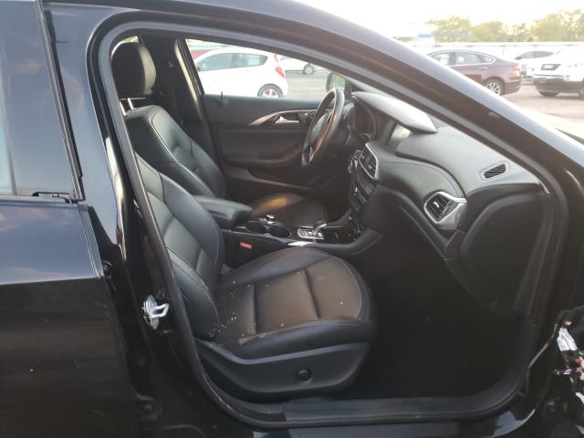 2017 INFINITI QX30 BASE SJKCH5CR7HA034873
