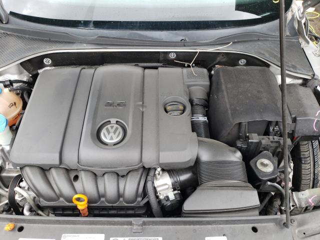 2013 VOLKSWAGEN PASSAT S 1VWAP7A38DC065083