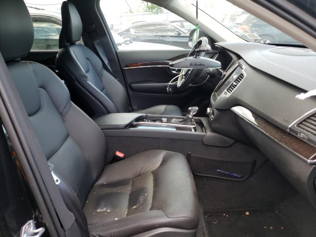 2019 VOLVO XC90 T5 MO YV4102PK0K1495981