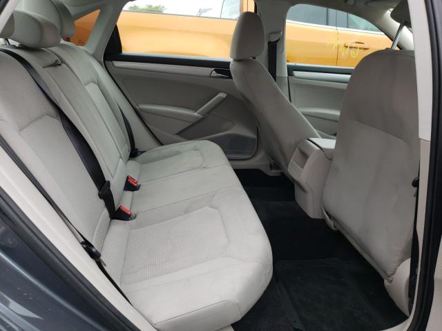 2017 VOLKSWAGEN PASSAT S 1VWAT7A3XHC046021