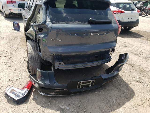 2021 VOLVO XC40 T5 MO YV4162UK0M2424473