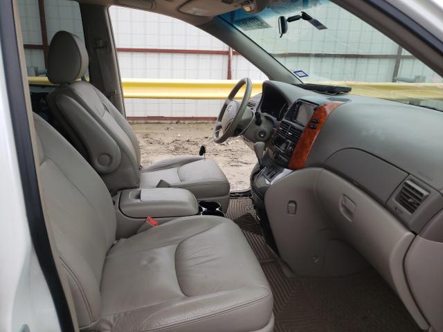 2010 TOYOTA SIENNA XLE 5TDYK4CC8AS324712