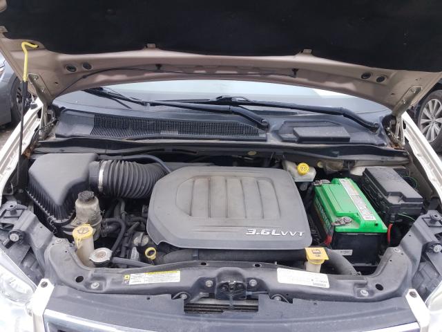 2013 CHRYSLER TOWN & COU 2C4RC1BG7DR605739