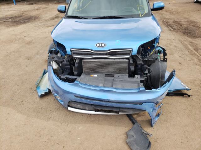 2018 KIA SOUL + KNDJP3A57J7572140