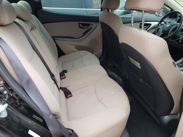 2015 HYUNDAI ELANTRA SE KMHDH4AE8FU415348