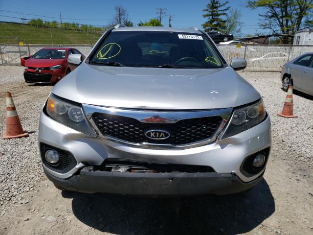 2011 KIA SORENTO BA 5XYKT4A10BG025394