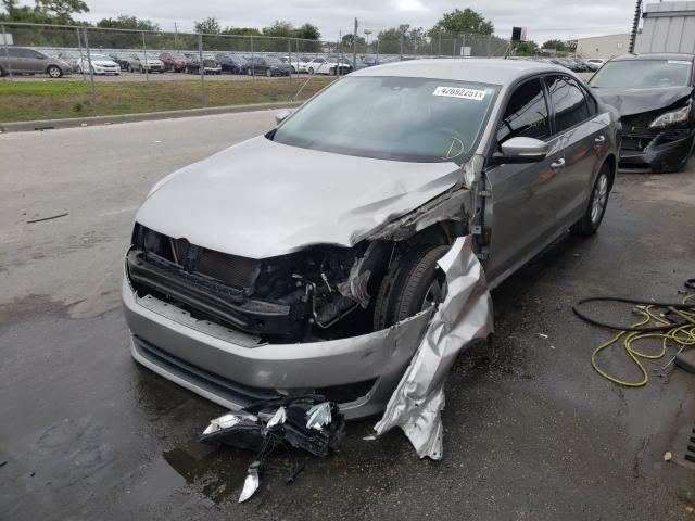 2013 VOLKSWAGEN PASSAT S 1VWAP7A38DC065083