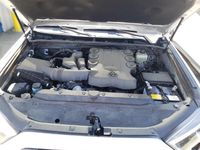 2017 TOYOTA 4RUNNER SR JTEBU5JR2H5444451