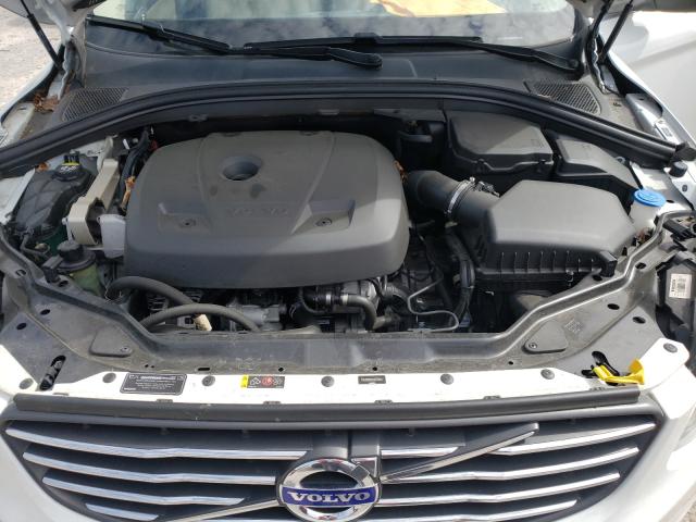 2017 VOLVO XC60 T5 IN YV440MDU3H2059384
