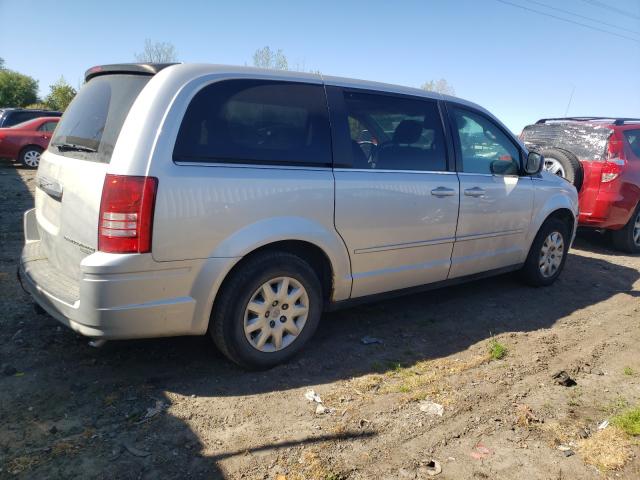 2010 CHRYSLER TOWN & COU 2A4RR4DE5AR143084