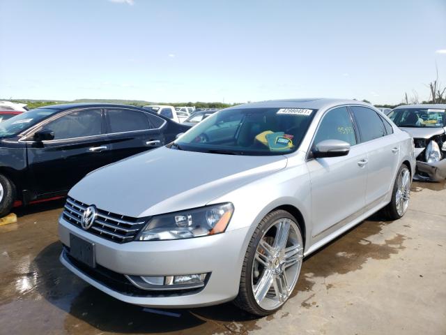 2013 VOLKSWAGEN PASSAT SE 1VWBN7A33DC133333