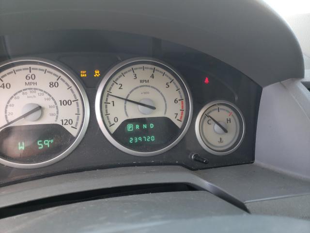 2010 CHRYSLER TOWN & COU 2A4RR4DE5AR143084