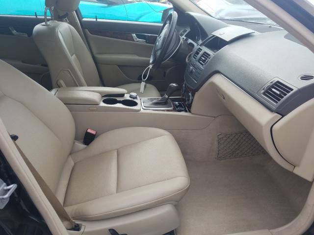 2010 MERCEDES-BENZ C 300 WDDGF5EB2AR092977