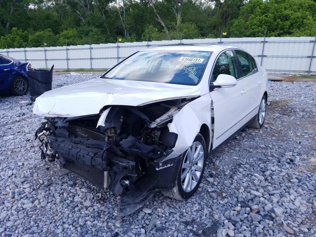 2010 VOLKSWAGEN PASSAT KOM WVWJK7AN7AE090866