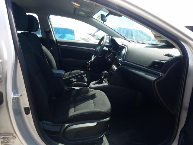 2019 HYUNDAI ELANTRA SE 5NPD84LF7KH435606