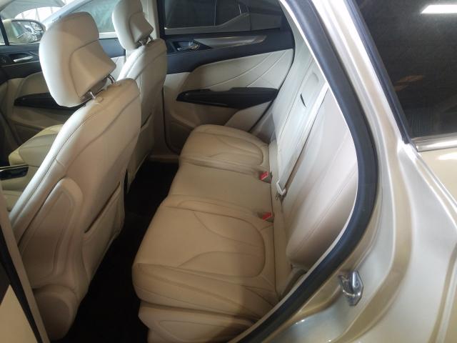 2017 LINCOLN MKC PREMIE 5LMCJ1C90HUL28199