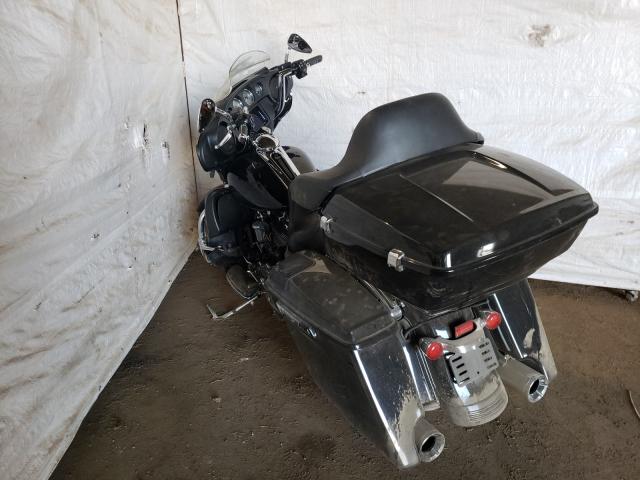 2019 HARLEY-DAVIDSON FLHX 1HD1KBC1XKB610556