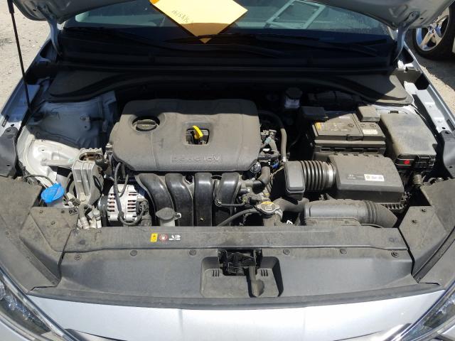 2019 HYUNDAI ELANTRA SE 5NPD84LF7KH435606