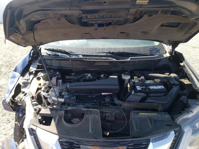 2017 NISSAN ROGUE S 5N1AT2MT4HC842518