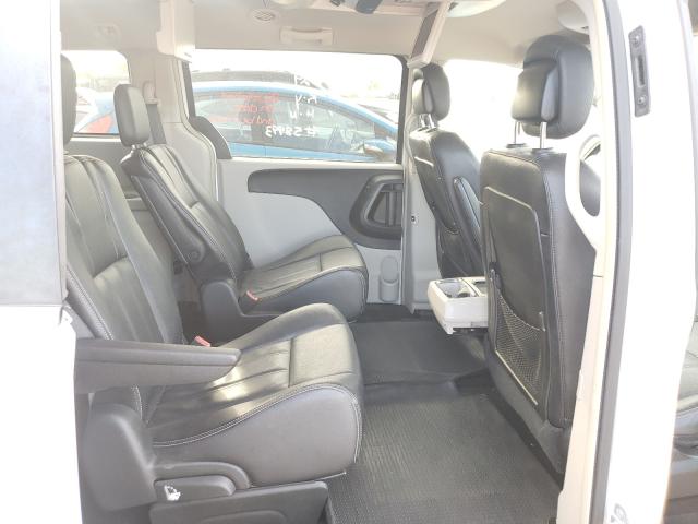 2014 CHRYSLER TOWN & COU 2C4RC1BG2ER360012