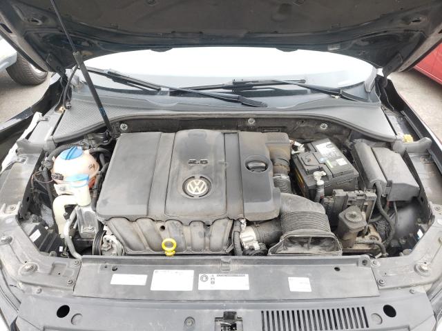 2014 VOLKSWAGEN PASSAT S 1VWAP7A35EC025870