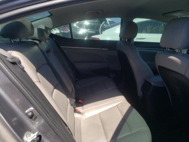 2018 HYUNDAI ELANTRA SE 5NPD84LF4JH256678