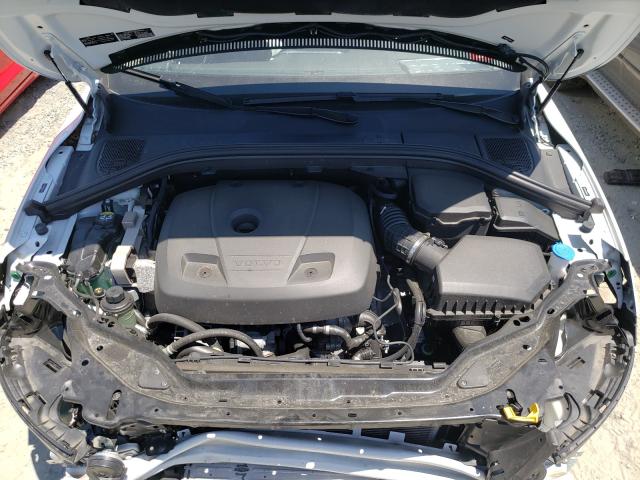 2017 VOLVO XC60 T6 IN YV449MRUXH2109261