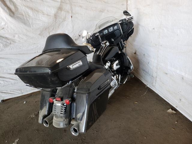 2019 HARLEY-DAVIDSON FLHX 1HD1KBC1XKB610556