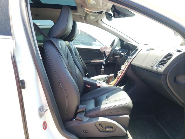 2017 VOLVO XC60 T6 IN YV449MRUXH2109261