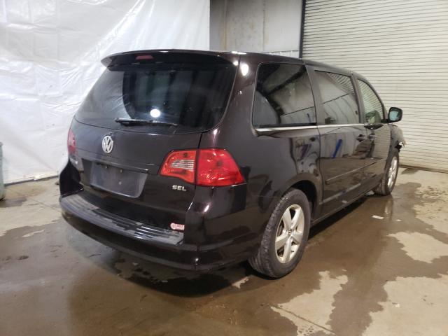 2010 VOLKSWAGEN ROUTAN SEL 2V4RW5DXXAR268223