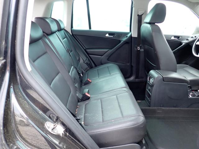2010 VOLKSWAGEN TIGUAN S WVGAV7AX2AW003020